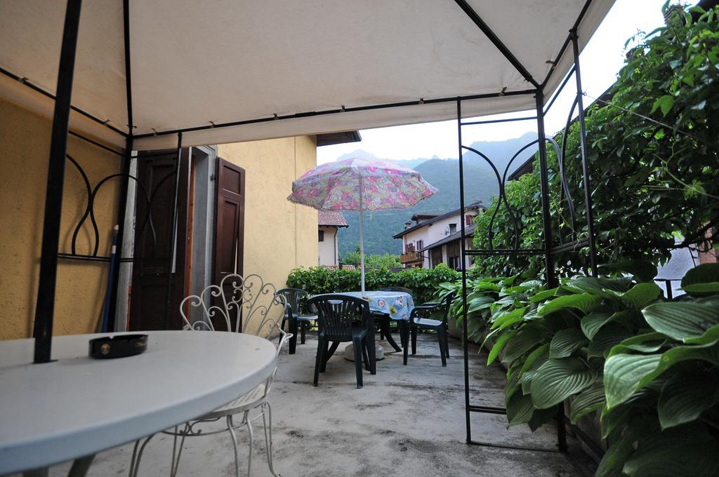 Villa Casa Anna Pieve Di Ledro Zimmer foto